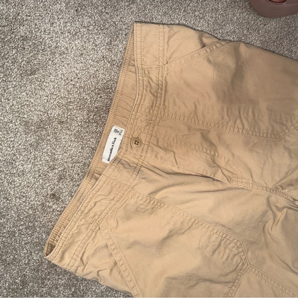 TNA Aritzia cargo pants - Picture 4 of 6